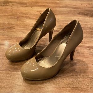 Nude Platform Heels size 5